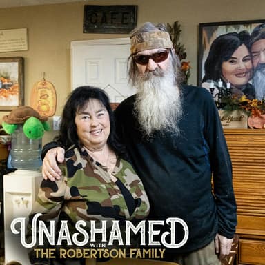 Ep 836 | Phil Loses a Bet with Miss Kay & Jase Is Forced to Apologize for Someone Else’s Rudeness