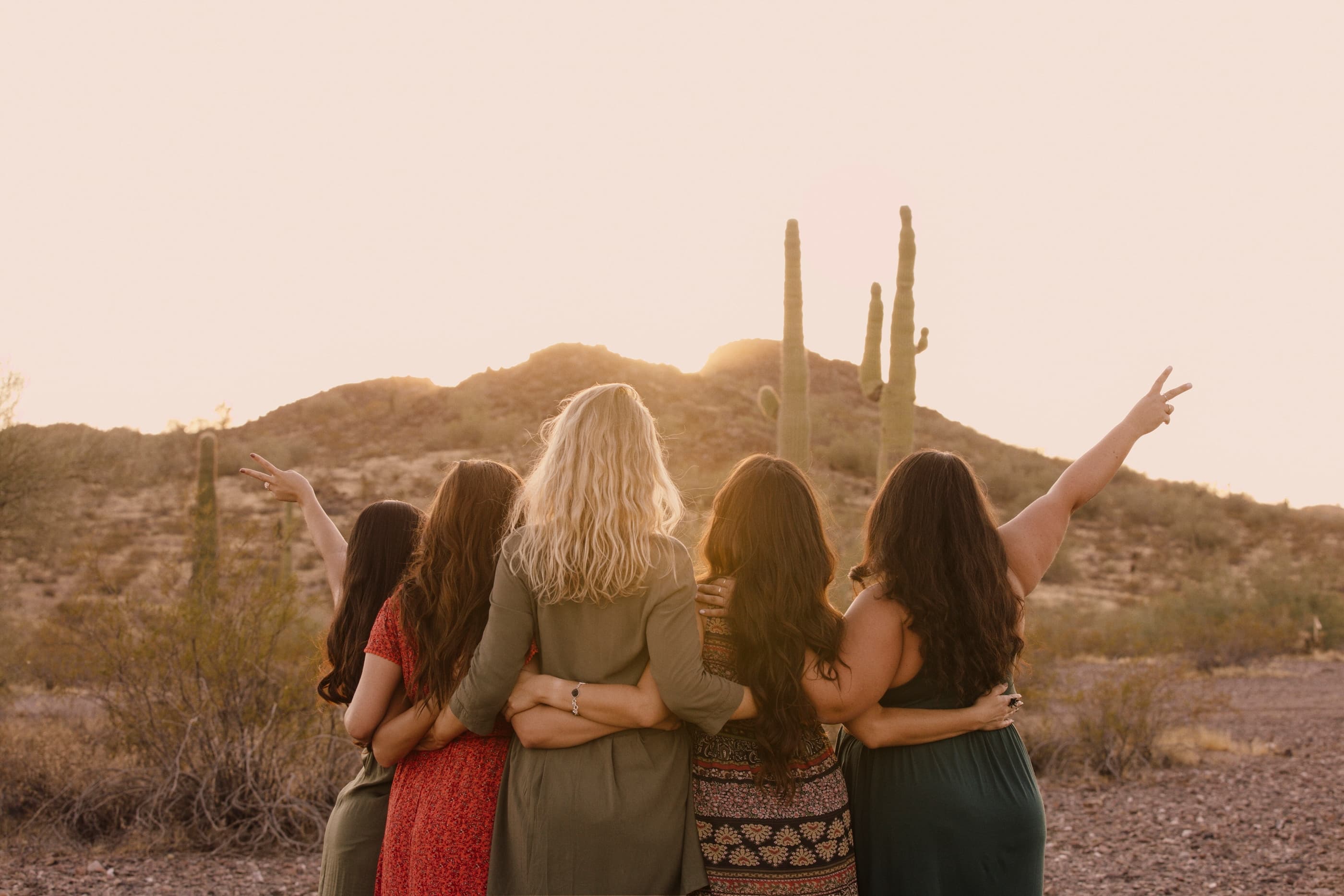 Cover image for 10 Heartfelt Prayers for Friends: A Guide to Strengthening Bonds through Faith