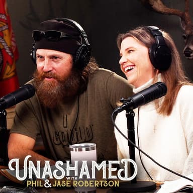 Ep 630 | Jase & Missy’s Wedding Night Didn’t Go So Well & Phil & Miss Kay’s Romantic Bedtime Habit