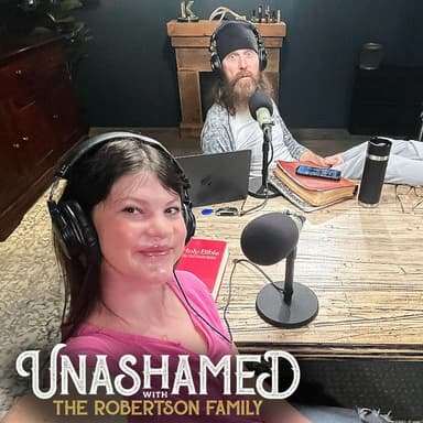 Ep 1058 | Mia Ditches Spring Break to Hang with Dad, Lands a Great Job & Teaches Jase a New Sport