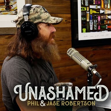 Ep 474 | Jase Runs Straight Into Toddler Chaos, Uncle Si's Ball of Socks & the Curse on America