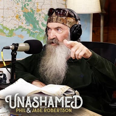Ep 757 | Missy Forces Jase to Watch ‘The Sound of Music’ & Phil Fights Off a Herd of Cows