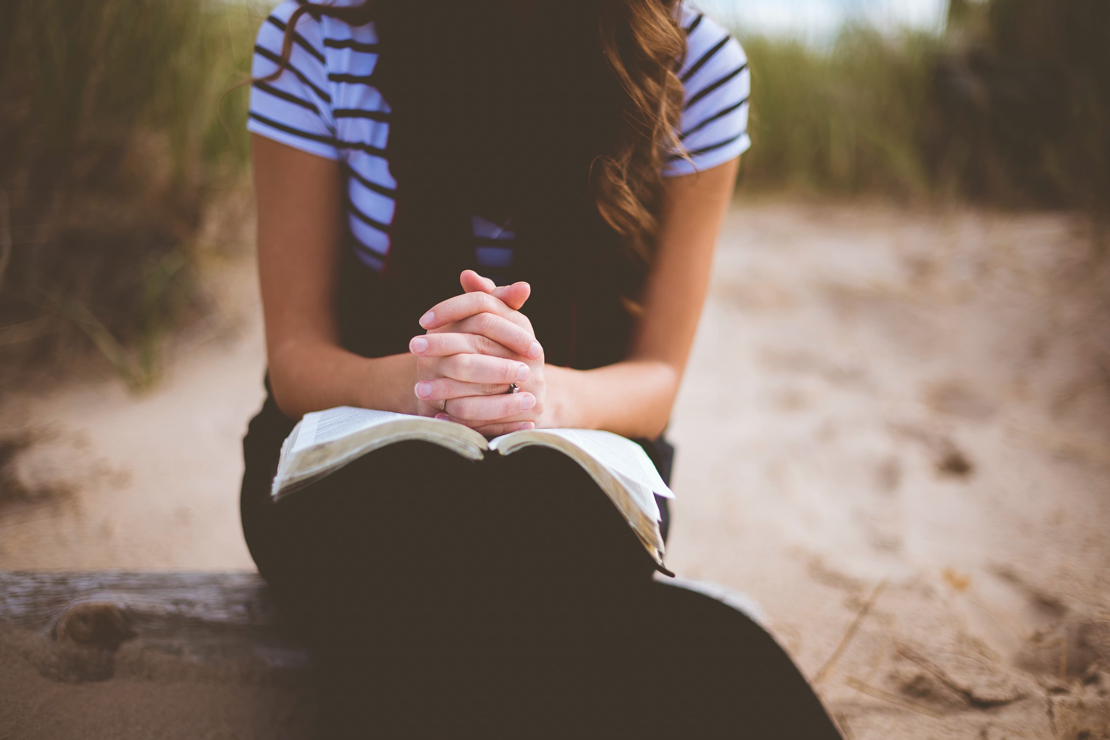 Cover image for 5 Powerful Prayers For Strength and Guidance During Difficult Times